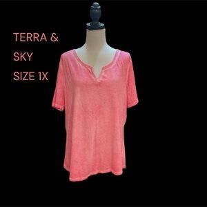 TERRA & SKY PULLOVER T-SHIRT IN SIZE 1X GENTLY WORN